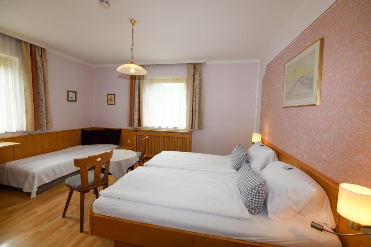 Hotel Haus Miriam Sankt Lorenzen ob Murau Exterior foto