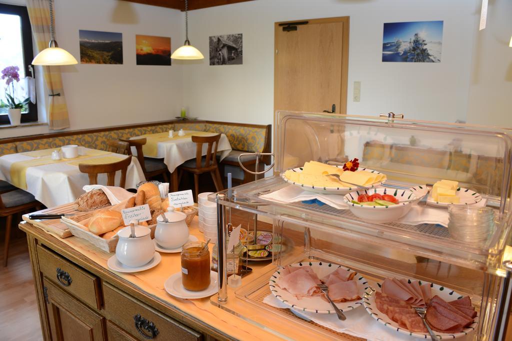 Hotel Haus Miriam Sankt Lorenzen ob Murau Zimmer foto